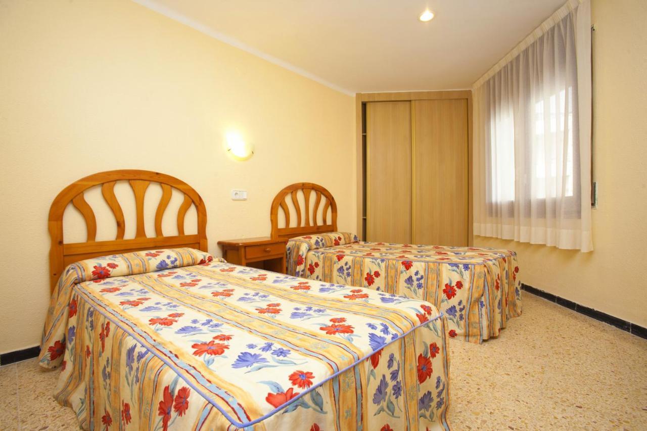 סאלו Apartamentos Bahia Dorada Y Iris מראה חיצוני תמונה