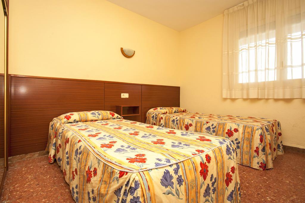 סאלו Apartamentos Bahia Dorada Y Iris מראה חיצוני תמונה