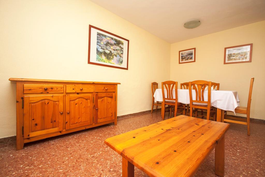 סאלו Apartamentos Bahia Dorada Y Iris מראה חיצוני תמונה