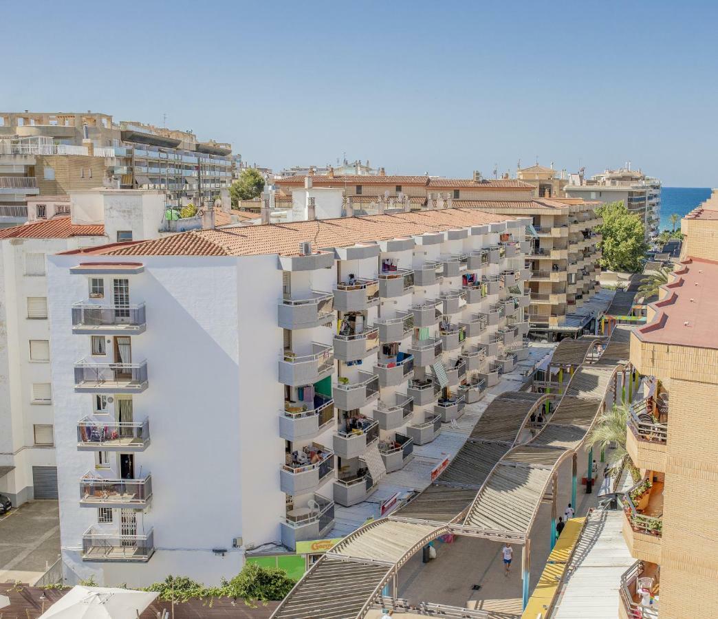 סאלו Apartamentos Bahia Dorada Y Iris מראה חיצוני תמונה